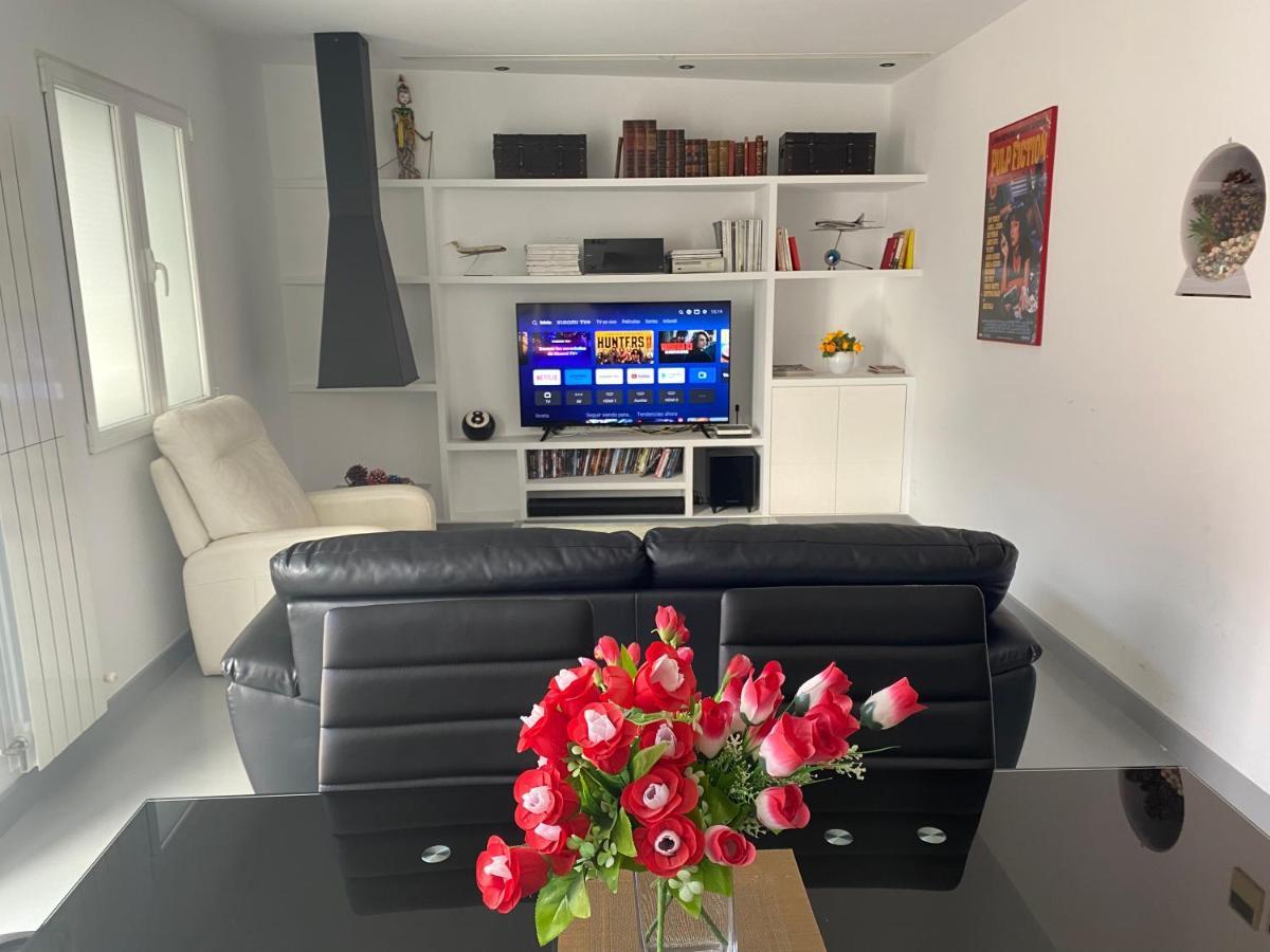 Apartamento En Madrid Rio Con Parking Gratuito Bagian luar foto