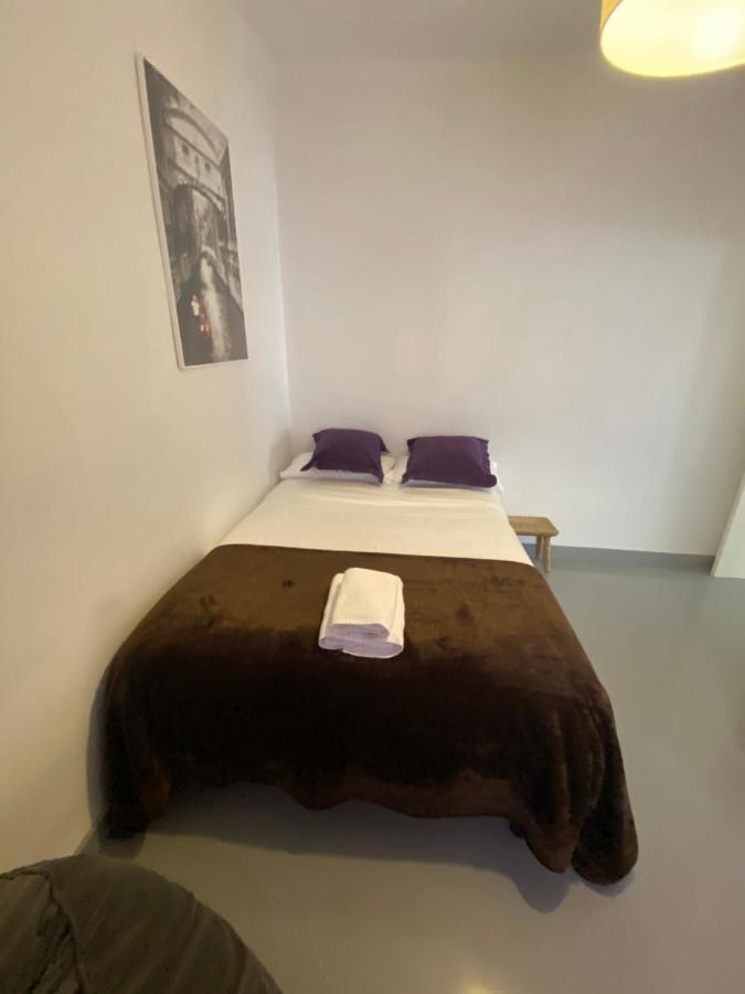 Apartamento En Madrid Rio Con Parking Gratuito Bagian luar foto